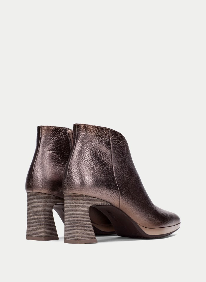 Hispanitas Botín Atlanta Taupe Metalizado