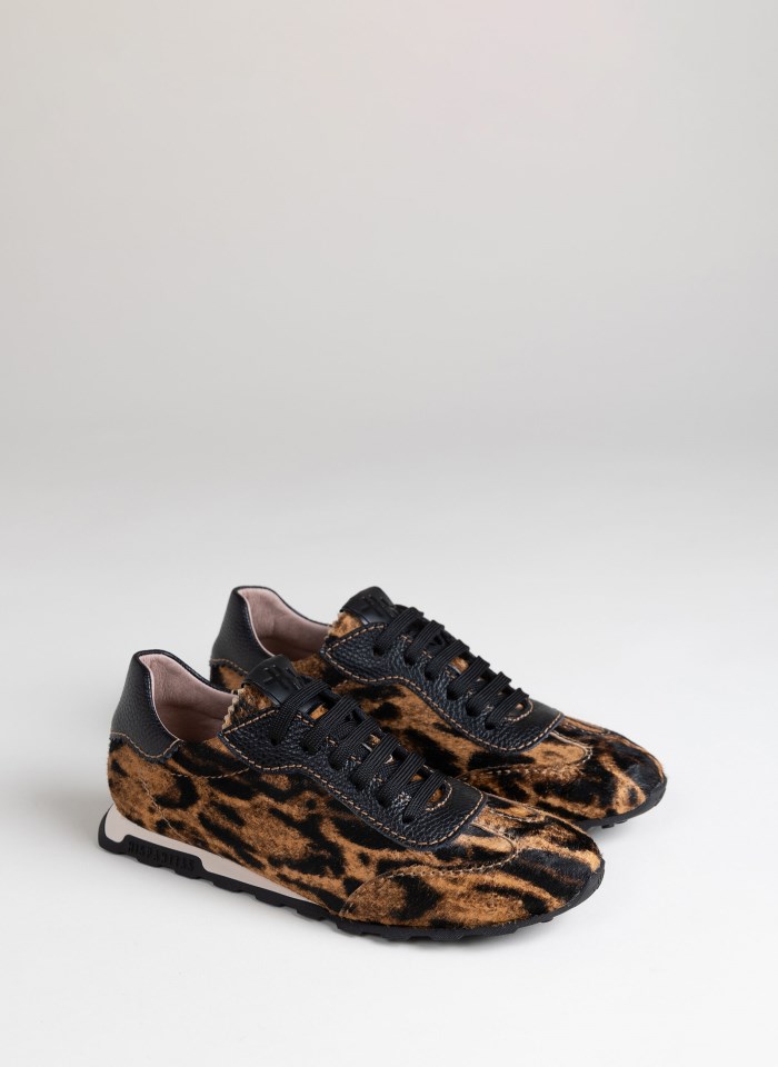 Hispanitas Deportivo Zinnia Leopardo Camel Negro