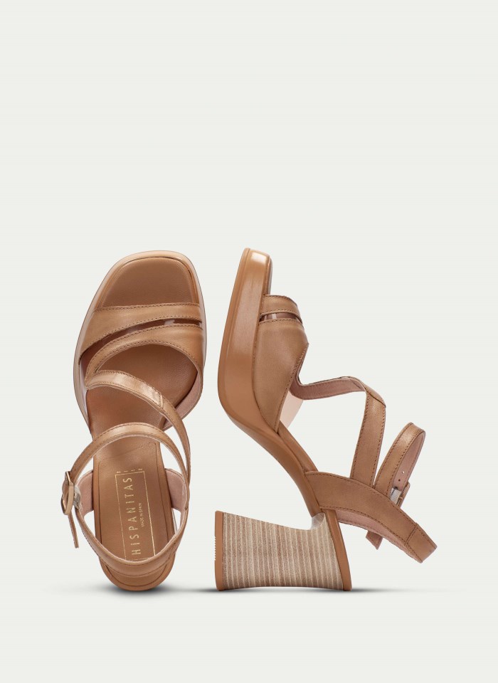 Hispanitas Sandalia Tacón Tahiti Desert