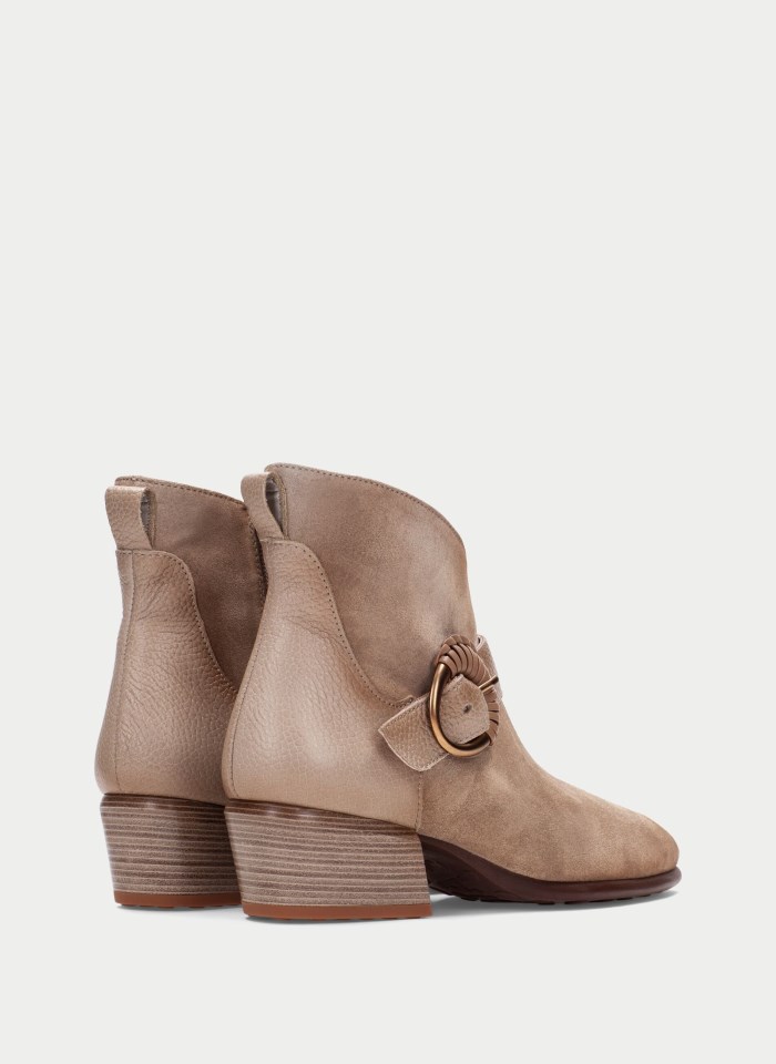 Hispanitas Botín Verona Taupe
