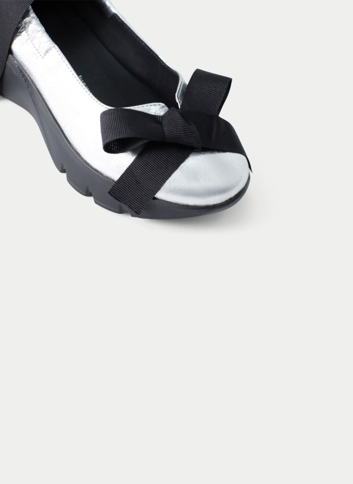 Hispanitas Bailarina Hispanitas X Juan Vidal Plata