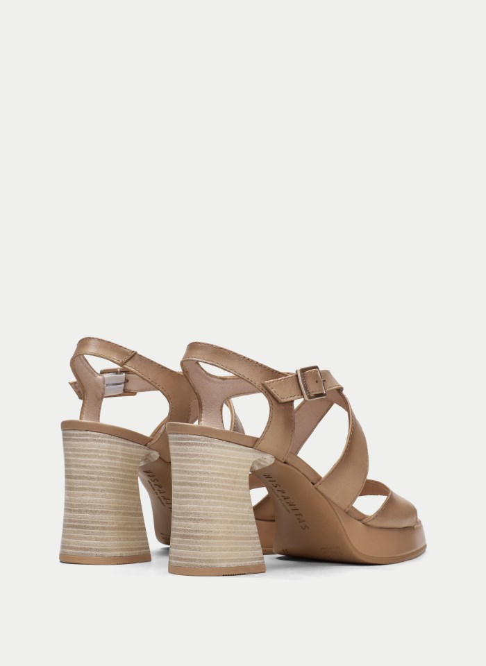 Hispanitas Sandalia Tacón Tahiti Desert