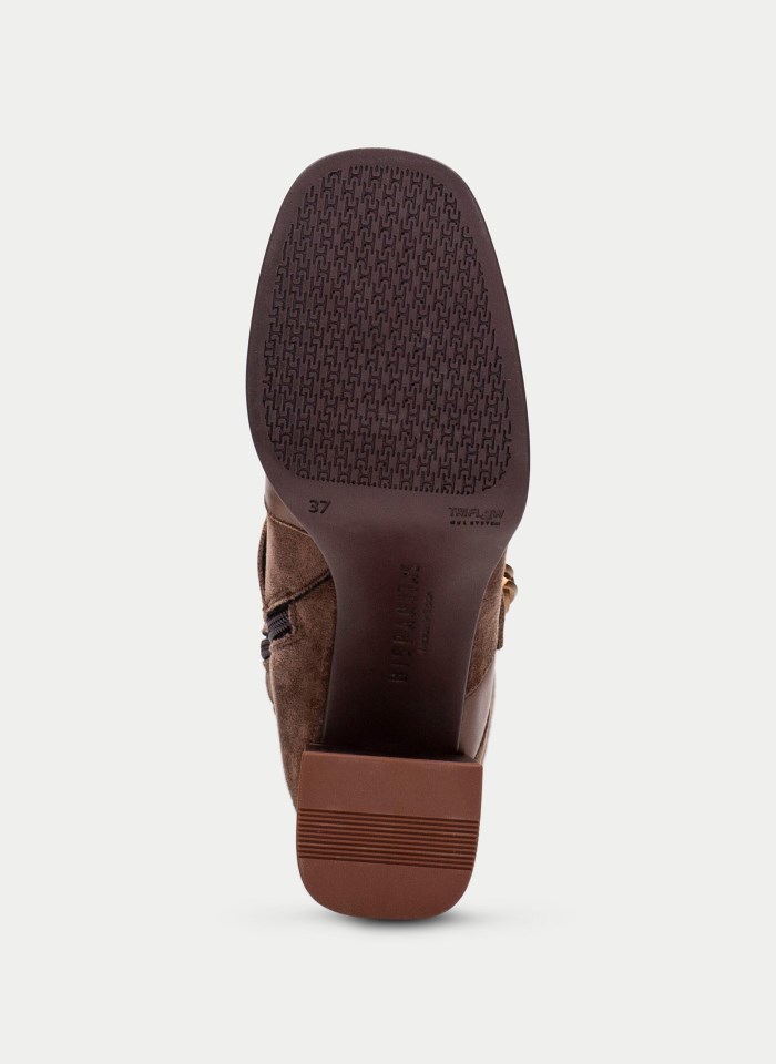 Hispanitas Bota Tokio Avellana