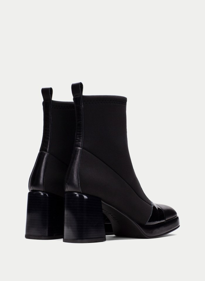 Hispanitas Botín Tokio Negro