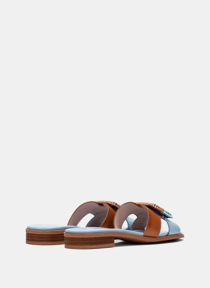 Hispanitas Sandalia Plana Yakarta Celeste Cuero