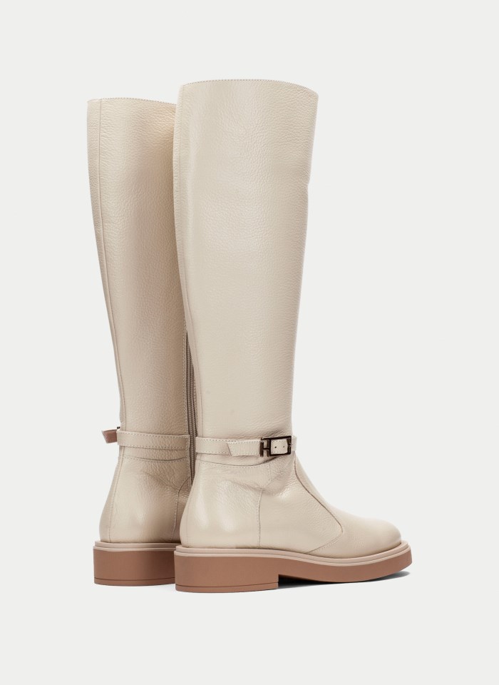 Hispanitas Bota Brooklyn Milk