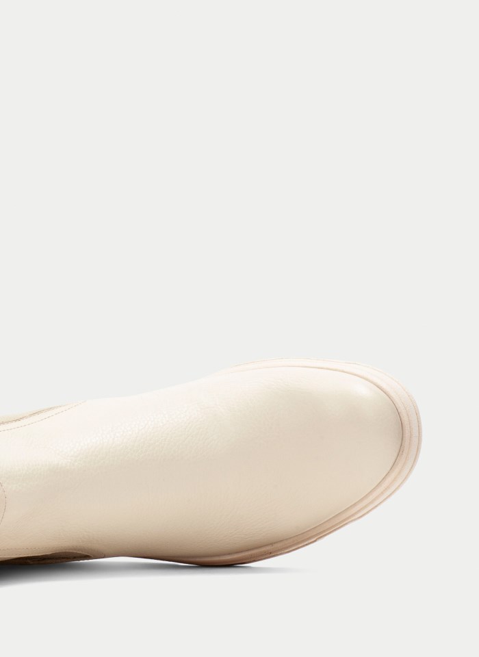 Hispanitas Botín Florencia Milk