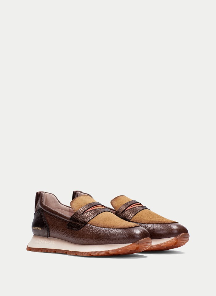 Hispanitas Mocasín Sport Kansas Avellana Biscuit